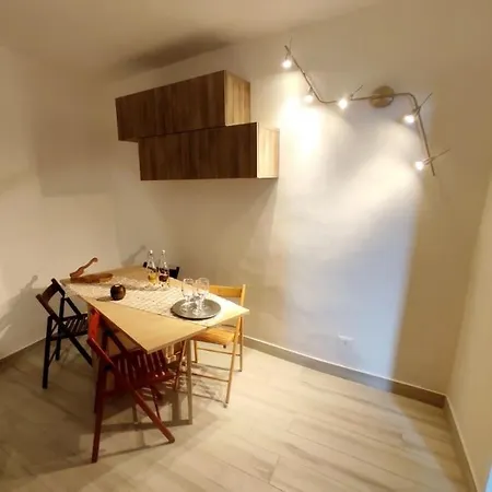 Antico Borgo Di Apartment Bellano